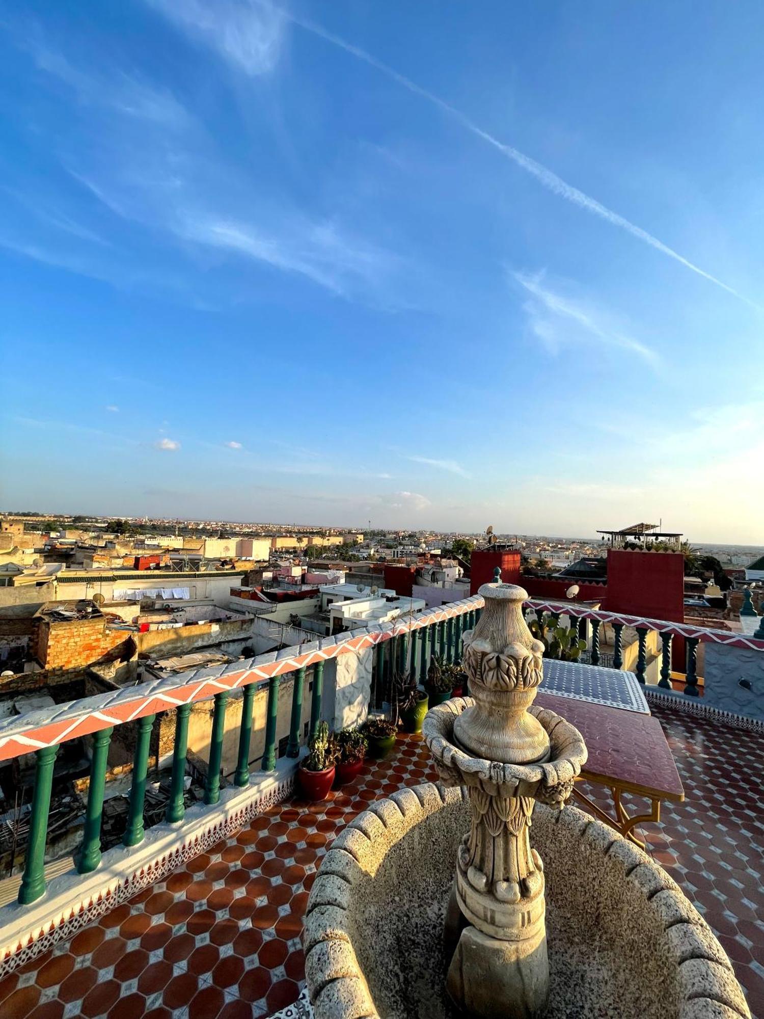 Riad Malak Meknes Bagian luar foto